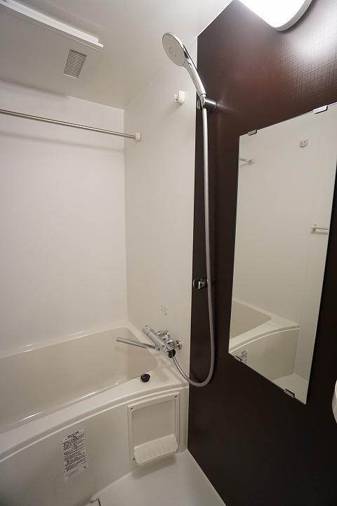 Weave Base Itabashi Honcho6階 バス