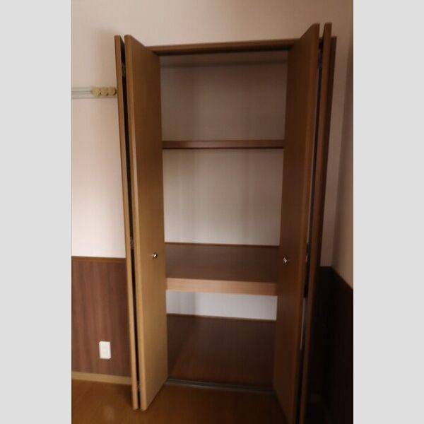 グランカーサ201号室 収納