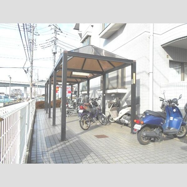 パークス　Ⅰ302号室 駐輪場