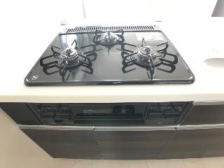 Ｕｎ　ｈｏｍｍｅ（アンノーム） キッチン（イメージ）