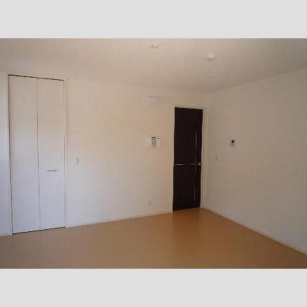 グレイス鎌倉C 洋室