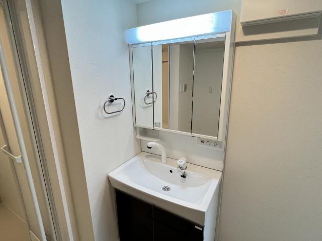 レオン106号室 洗髪洗面化粧台