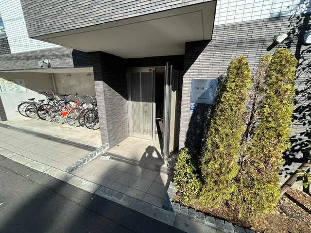 CASA F3階 エントランス