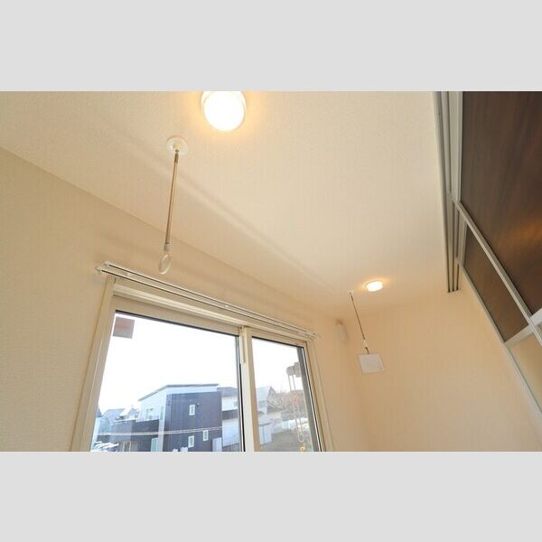 フォレステージ　イースト　B202号室 室内物干し