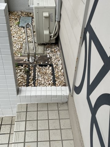 OWN APARTMENT 一之江102号室 駐輪場