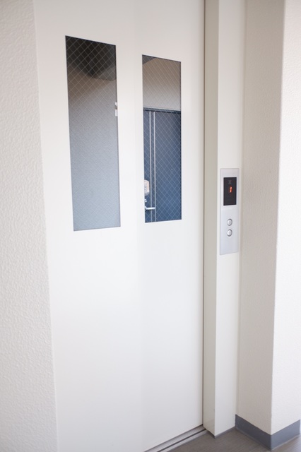 カームコート白金高輪0602号室 エレベーター