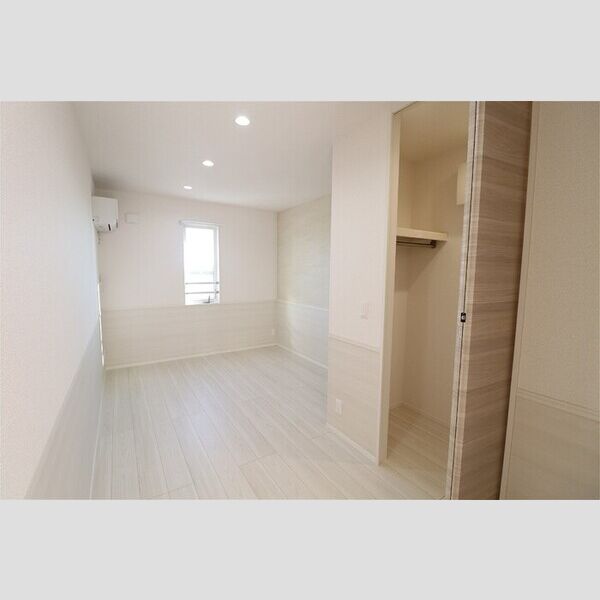 D-KISARIA　WⅠ302号室 洋室