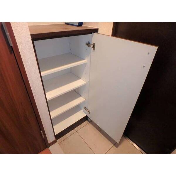 アプレシティ国分寺 玄関