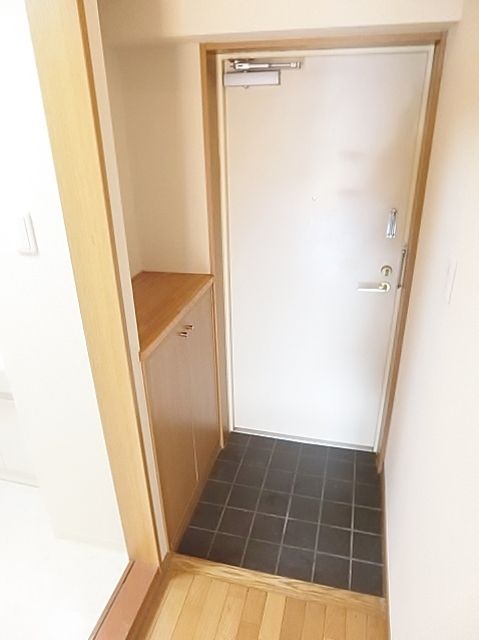 ファミール元住吉 室内写真は４０４号室です。