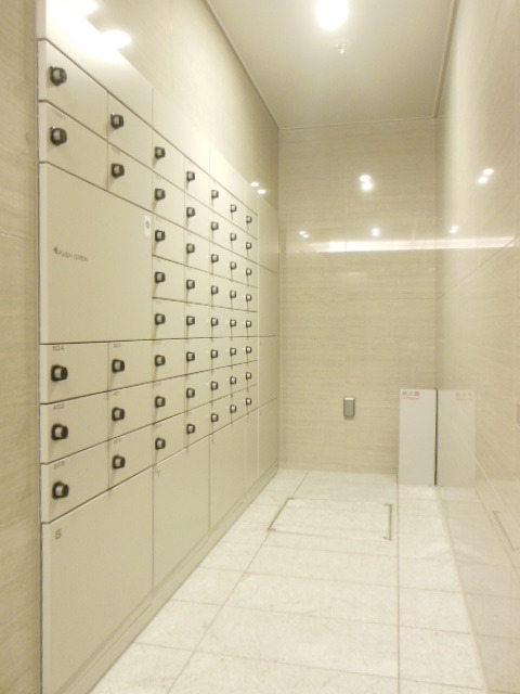 アーバンヴィスタ立川3階 お一人暮らしに最適宅配ボックス付