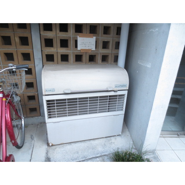 パッサージュ中野坂上 ダストボックス