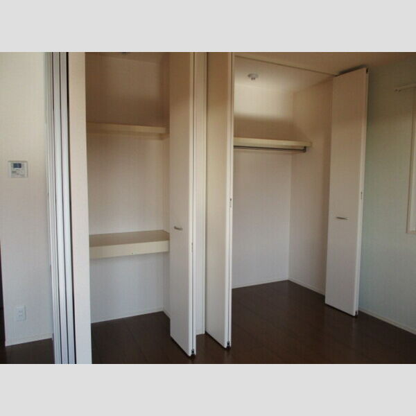 プレミール　A301号室 クローゼット