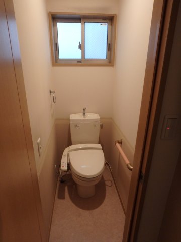 東葛西８丁目戸建 トイレ