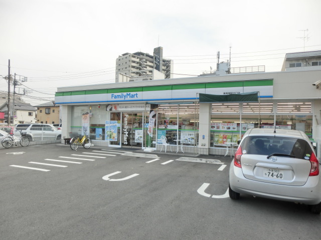 ジュネスＥ0105号室 【コンビニエンスストア】ファミリーマート東青梅駅北口店まで354ｍ