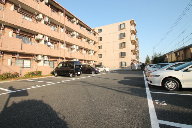 ソフィアコート 駐車場！