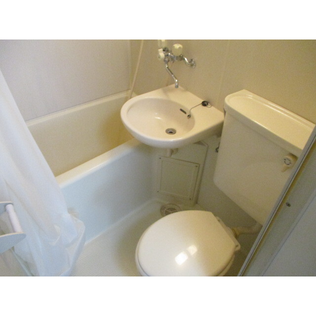 メゾン・ド・西新宿 トイレバス洗面