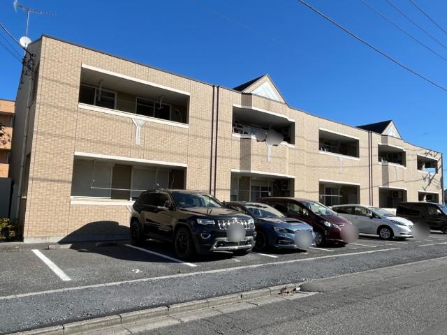 メープルコート 外観写真（昼）