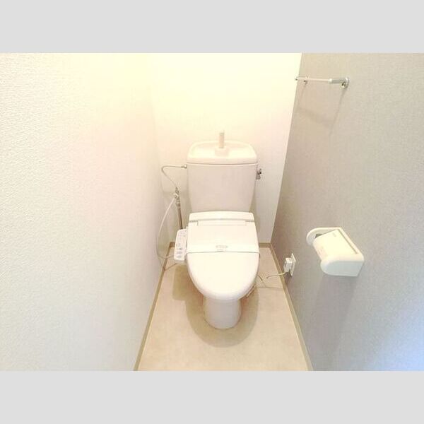 サンハイム　SーB 温水洗浄暖房便座