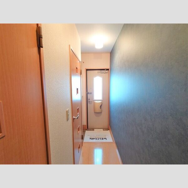 セントラルコート102号室 廊下