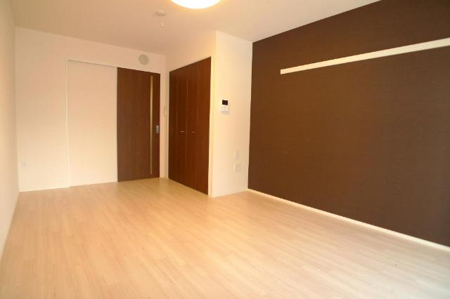 ＲＥＥＮＡ（リーナ）102号室 洋室