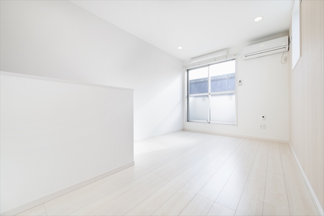 Ｃａｌｍａｔｏ1階 バルコニー完備　エアコン