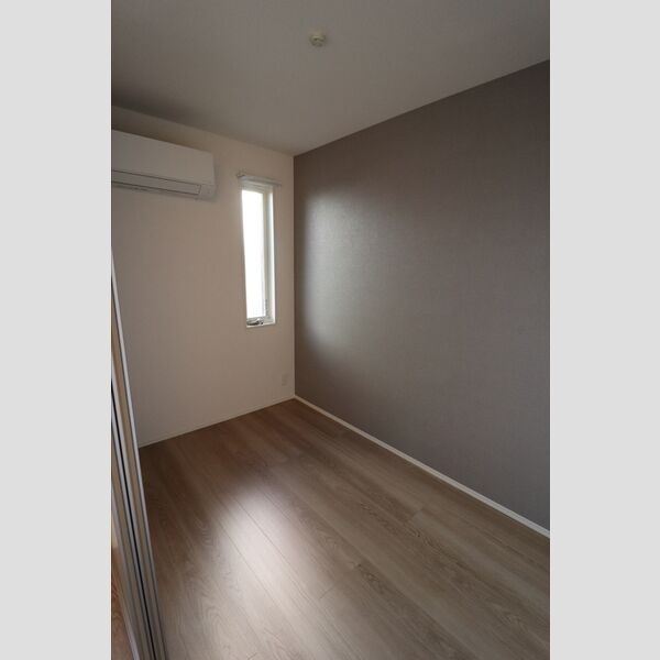 セレスティア白鳥206号室 洋室　約3.1帖