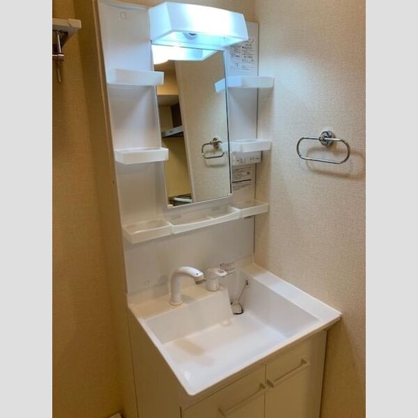 コンフォール セイワ 洗面