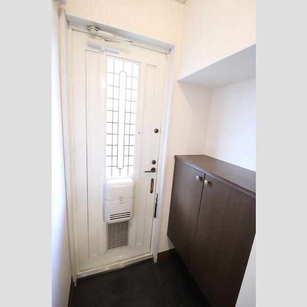 レスポワールS 玄関・下駄箱