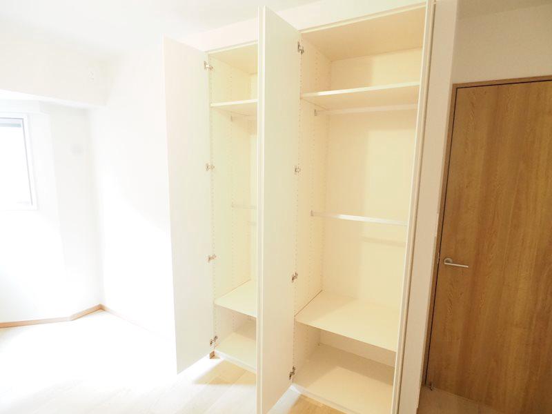 レジディア文京音羽2階 収納