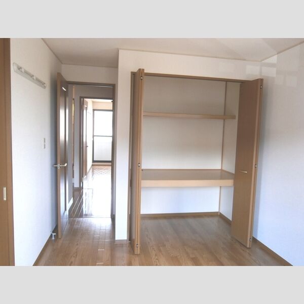 アルファタウン秦野新町　B201号室 収納♪♪