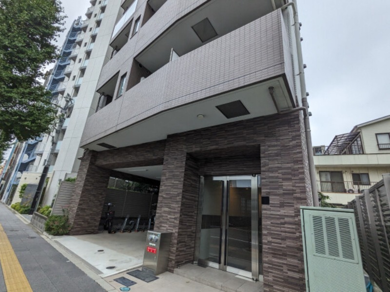 ラヴィエント南千住Ⅴ6階 エントランス