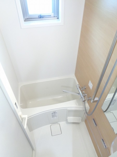 ラフィスタ元町Ⅰ203号室 お風呂