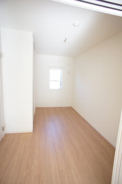 パルグランデ津田沼 ゆったりとしたリビングです