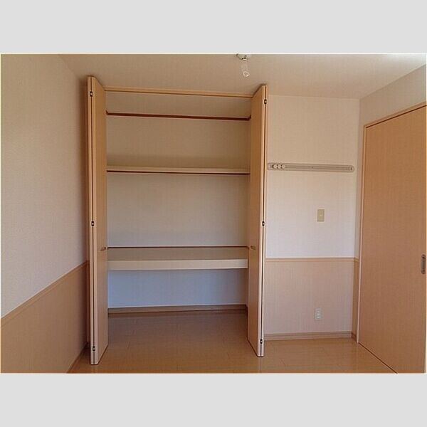 シャン クライン　C 物入れ