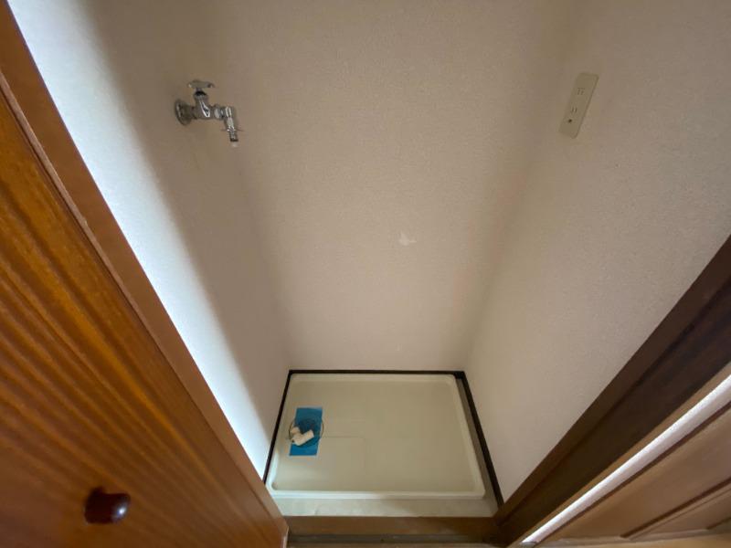 日神パレステージ西麻布5階 室内洗濯機置場