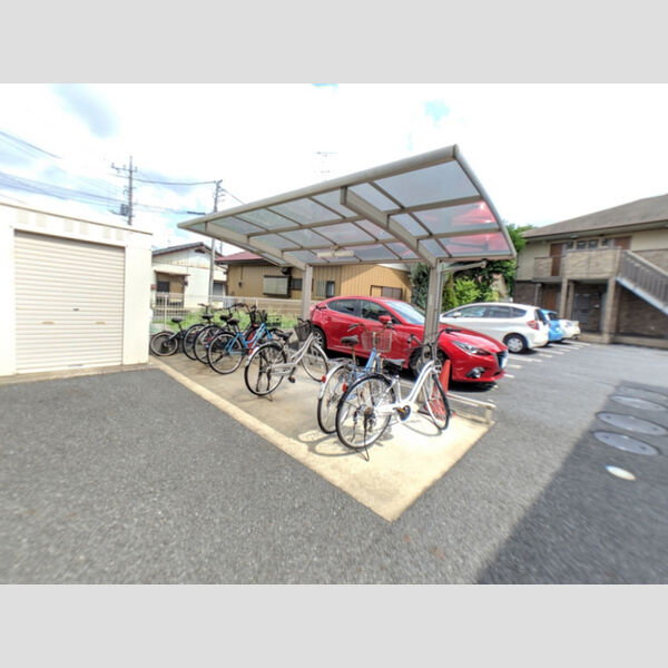 カトルセゾン　B205号室 駐輪場