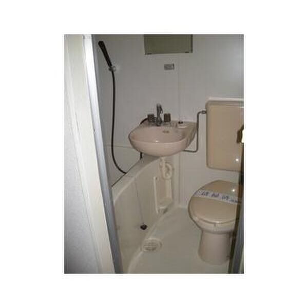 エステートピア松下102号室 トイレ