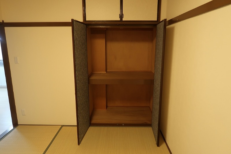 ファミリエ川崎中丸子2階 収納