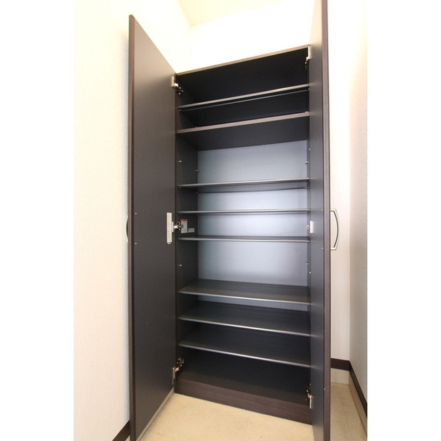 ベルハイツ平塚303号室 同建物別部屋の参考画像