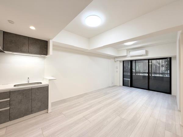 エレミ本蓮沼1階 リビング