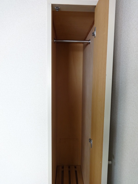 コスモ横浜保土ヶ谷7階 収納