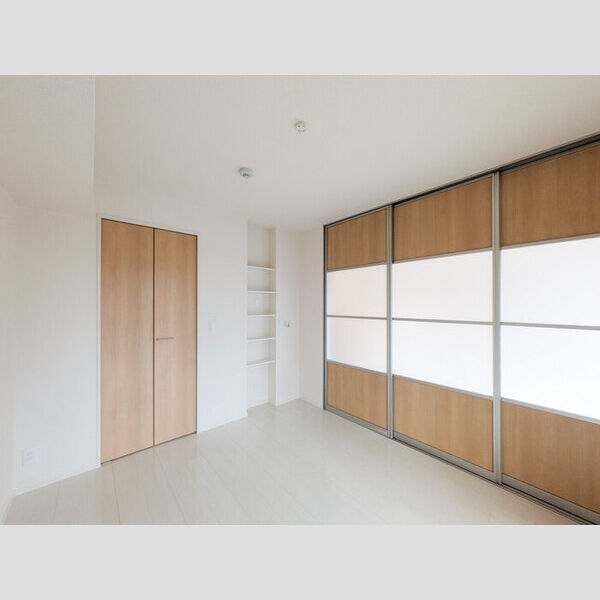 ロイジェントパークス レイクタウン Ⅱ　A 洋室