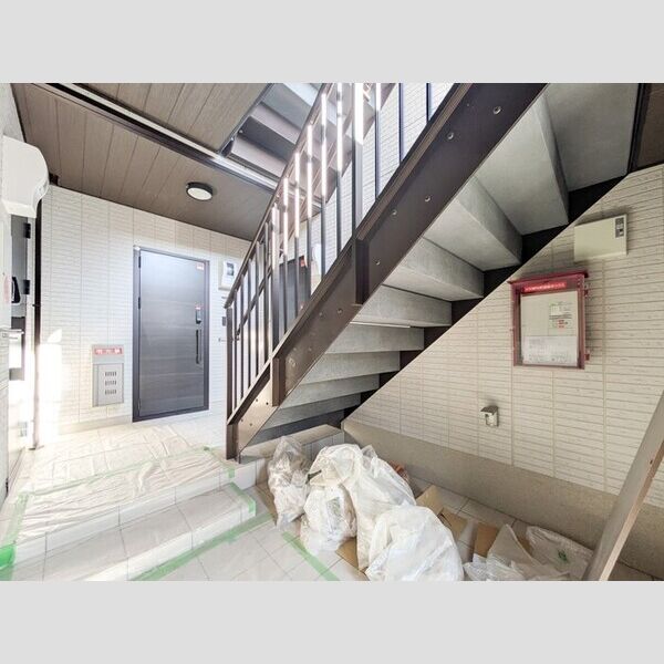 セントラーレ エントランス