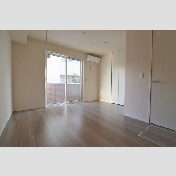 チェリーハイム　Ⅴ 洋室　7.7帖