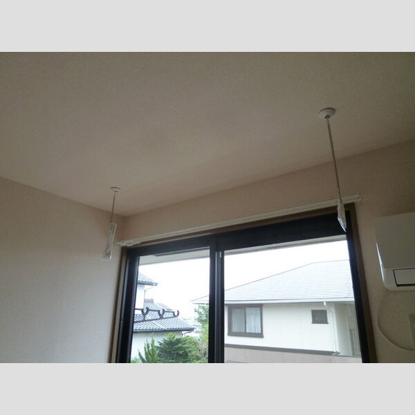 パレドソレイユ・パレドエトワール 室内物干し掛け　雨の日に活躍致します