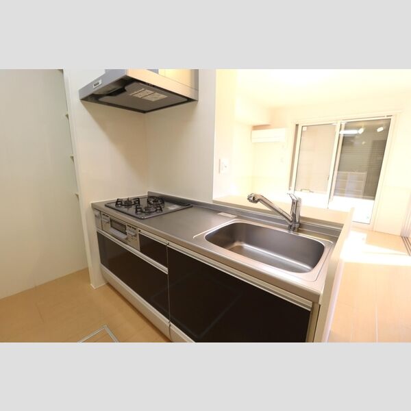 カーサ石原　B 対面式システムキッチン