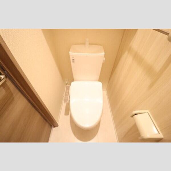 Noble Ferro　B棟302号室 温水洗浄暖房便座