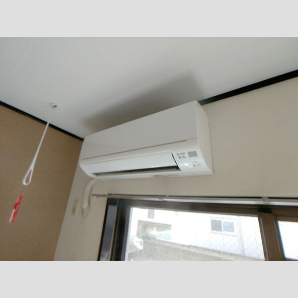 メゾンドゥ・ボヌール101号室 エアコン、室内物干し