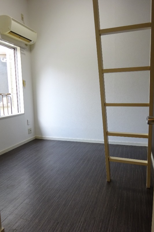 プラザドゥミハルA棟 リビング