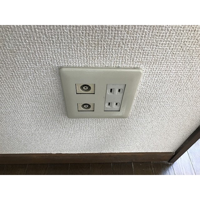 プレミール東伏見0202号室 コンセント